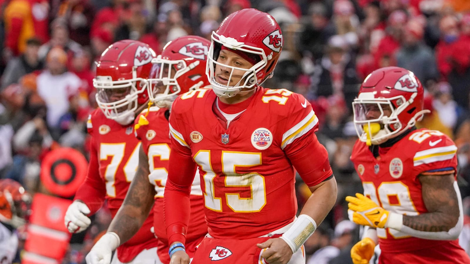 NFL Super Wild Card Weekend: Kansas City Chiefs vs. Miami Dolphins betting picks, preview