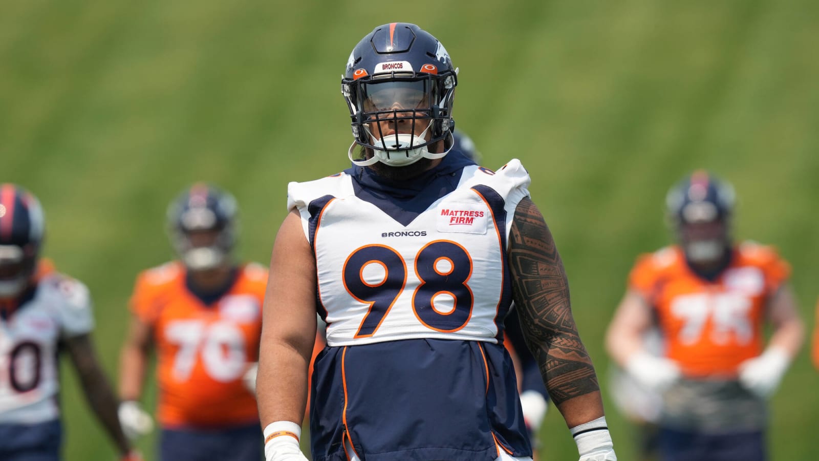 Broncos NT Mike Purcell Agrees To Restructure Contract