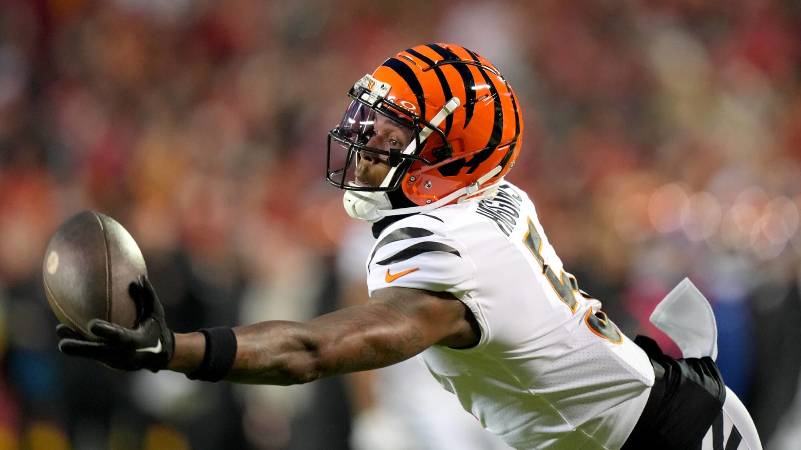 NFL insider makes stunning comments on Bengals offensive star