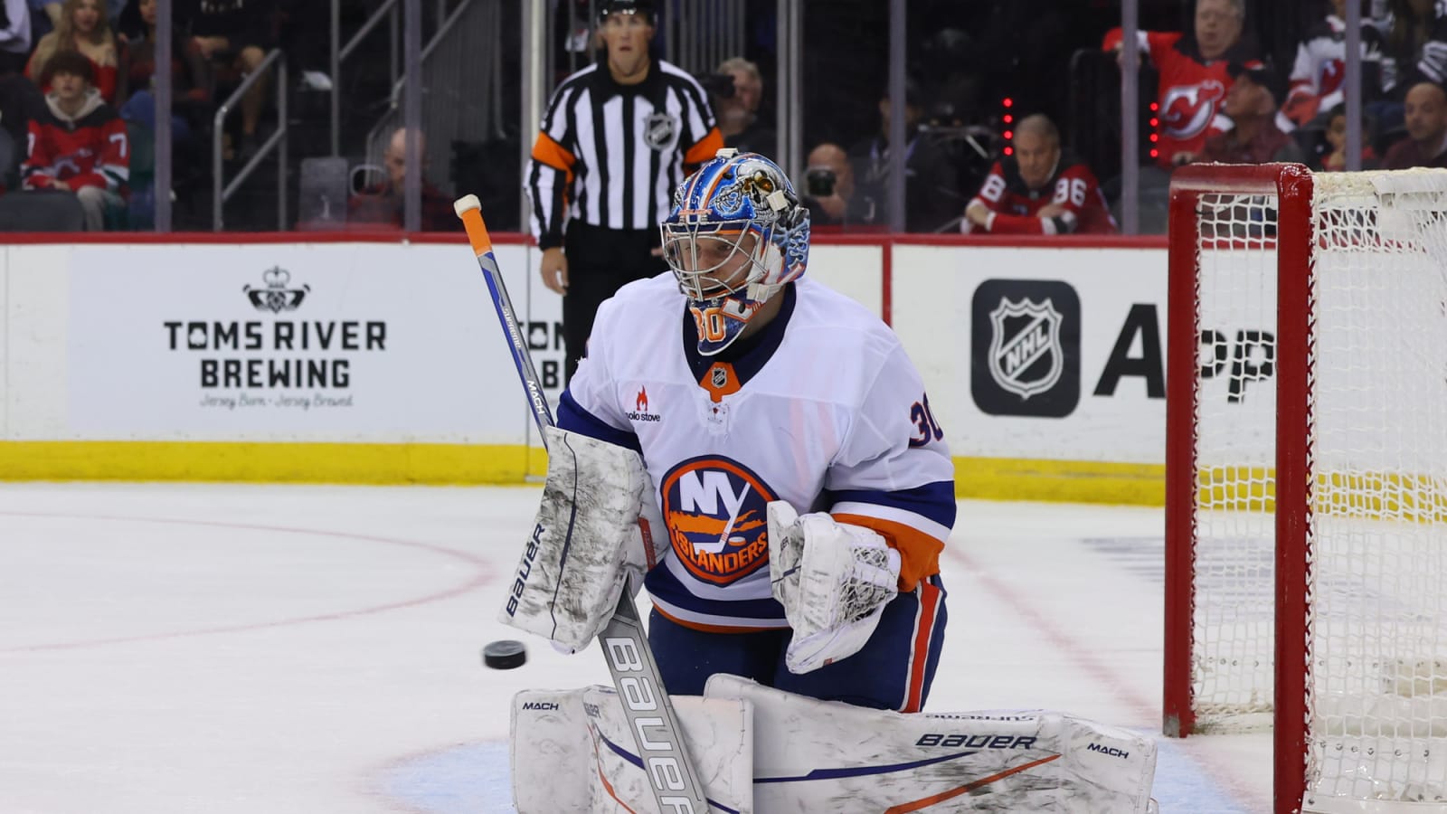 Islanders’ Sorokin Off to Strong Start This Season