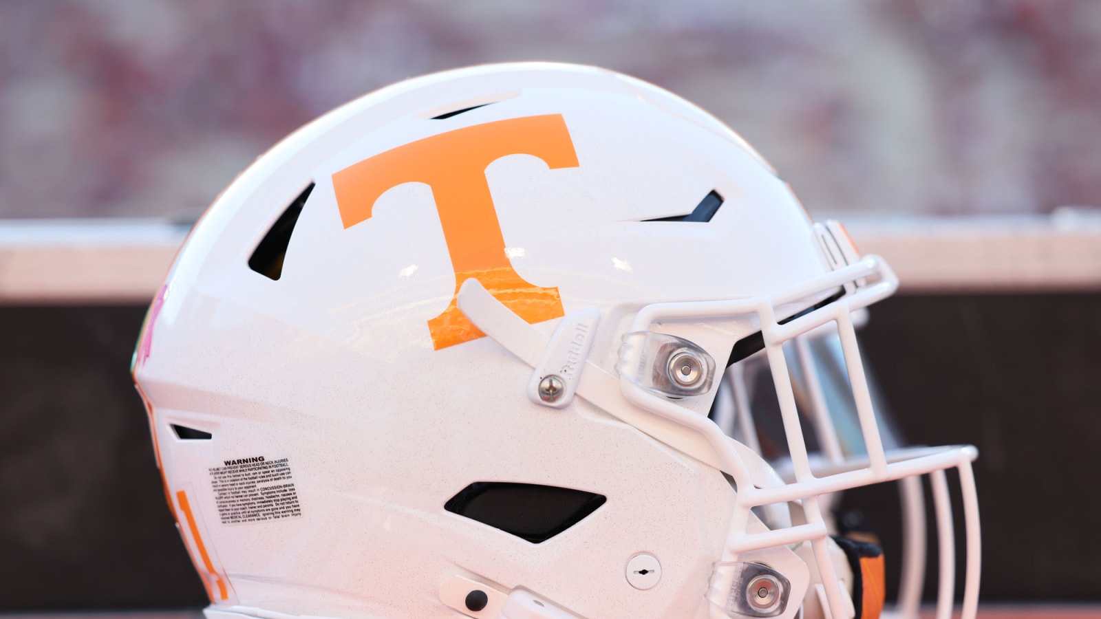 Tennessee is on &#39;commit watch&#39; for an elite 4-star recruit that&#39;s the former teammate of a current Vol