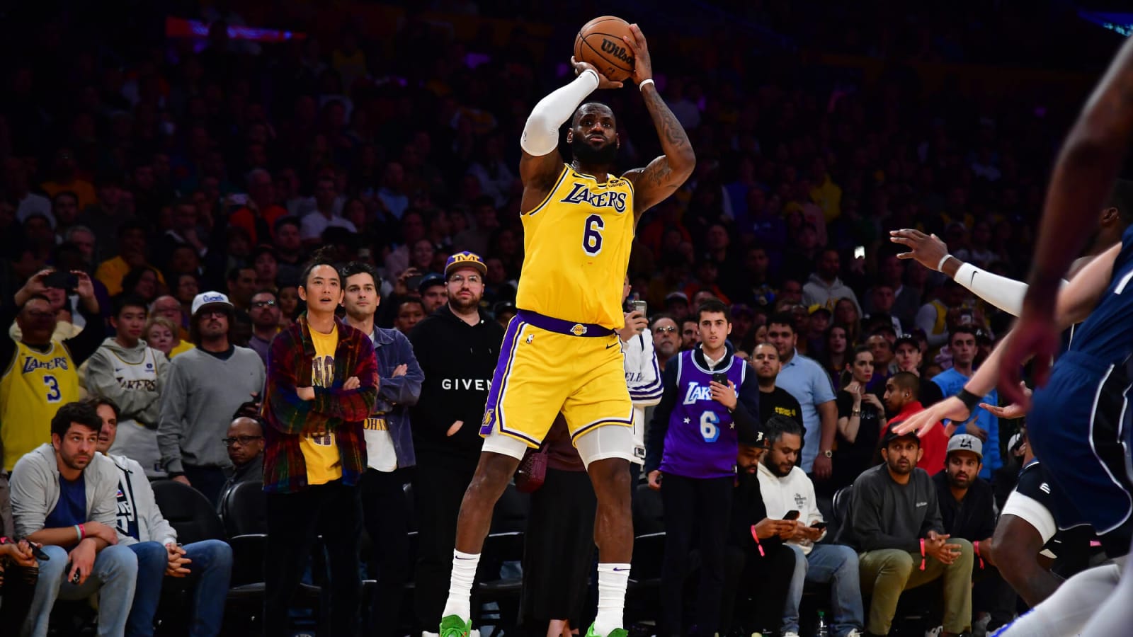 "We’re Hyping Up A Team Not Getting In The Play In?", NBA Fans Blast Los Angeles Lakers Despite Being Two Games Away From 6th Seed