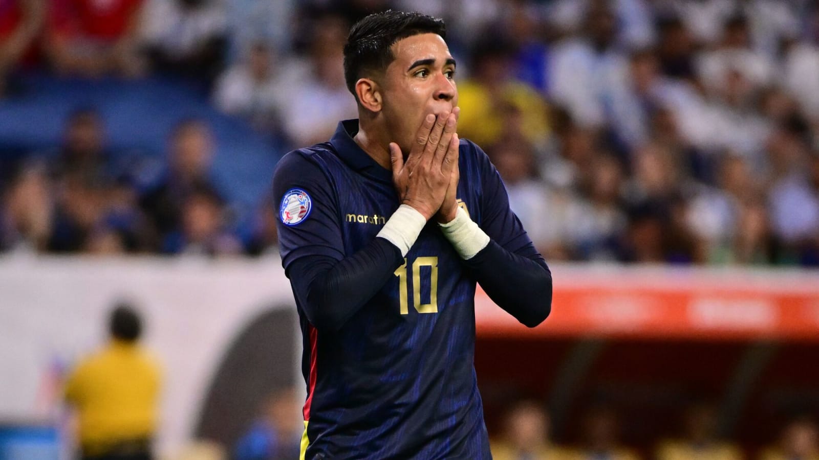 Official: Chelsea confirm loan of attacking midfielder at a crucial moment in his career