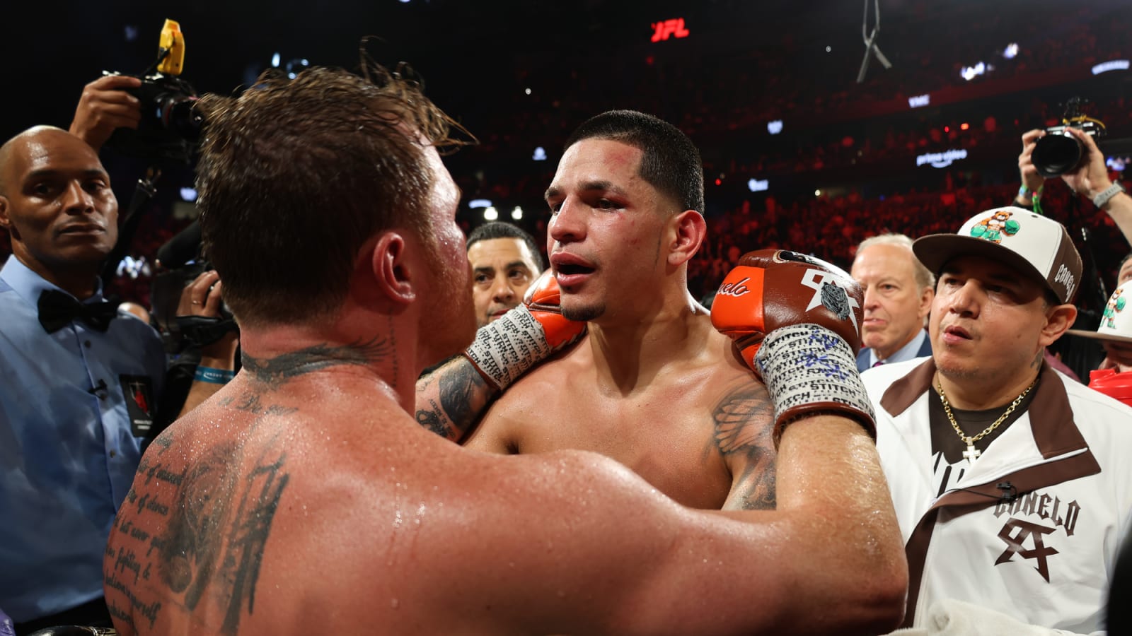 Canelo Drops, Cruises to Victory Against Edgar Berlanga