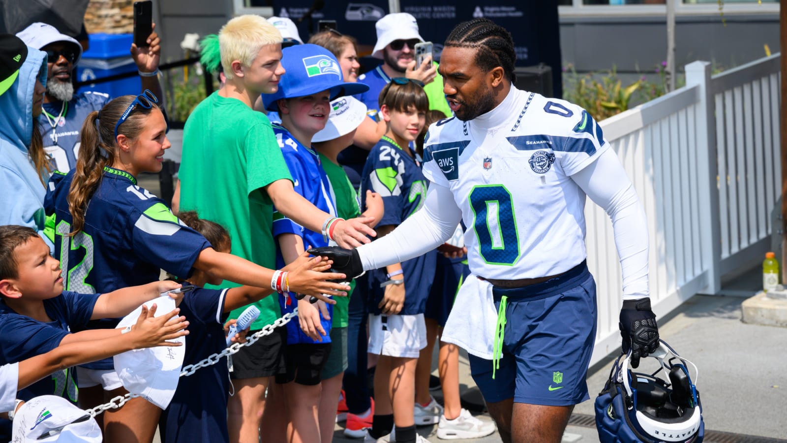 Seahawks Waive LB Tyrel Dodson