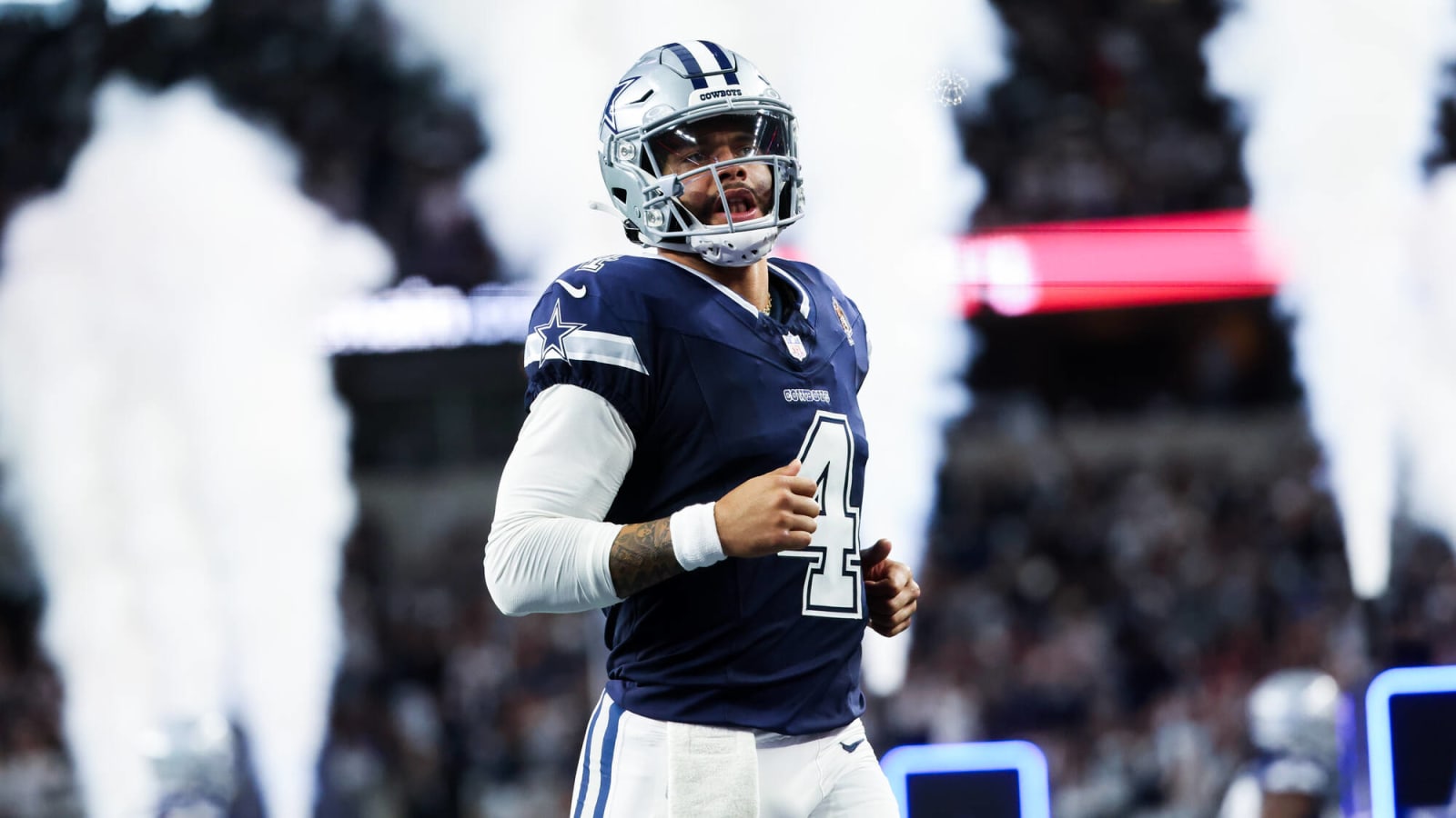 Reading the room: Cowboys playing 'Survivor: QB' in 2024