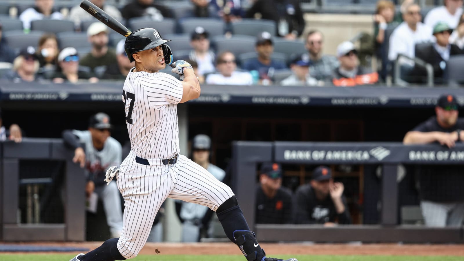 Yankees have another offensive explosion in 10-3 win over Astros