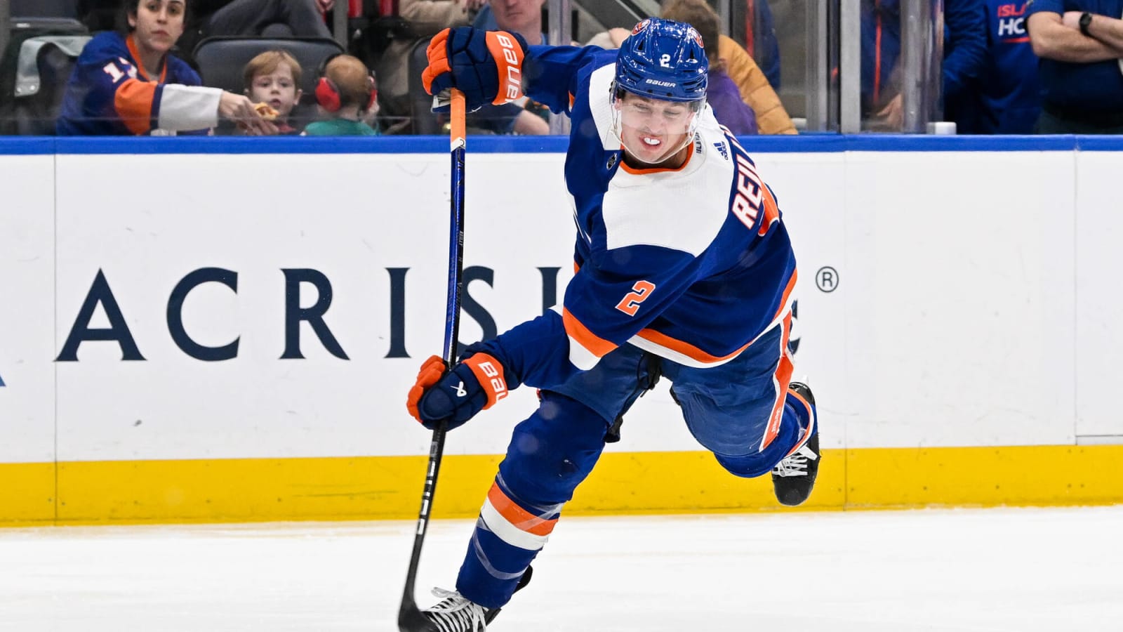 Islanders Need to Re-Sign Top Free Agent Before the Offseason