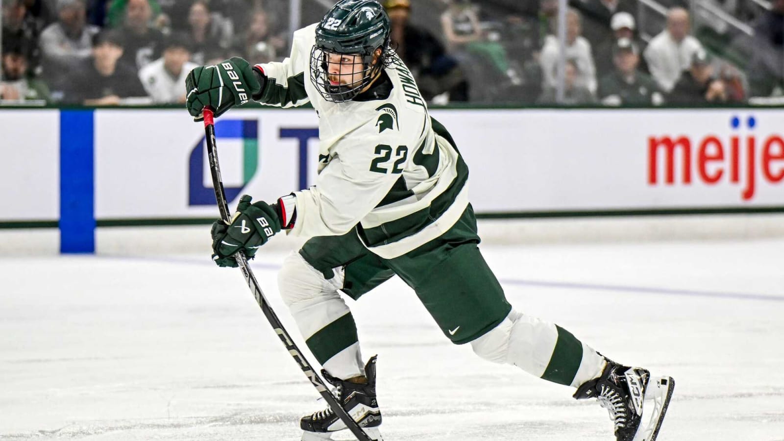 Lightning’s Isaac Howard Named Finalist for Hobey Baker Award