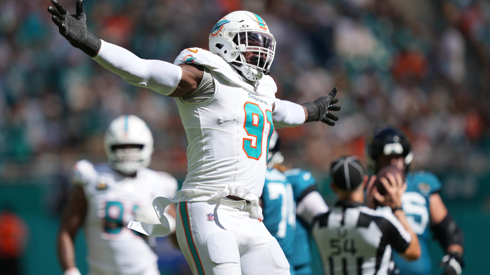 Former Alabama DL Da’Shawn Hand signs with AFC West team in NFL Free Agency