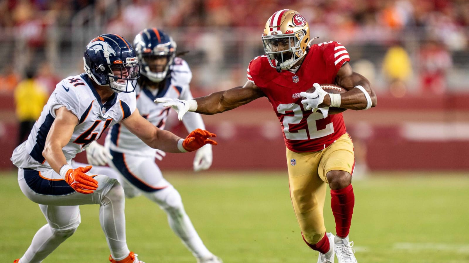 49ers Sign RB Jeremy McNichols To Active Roster