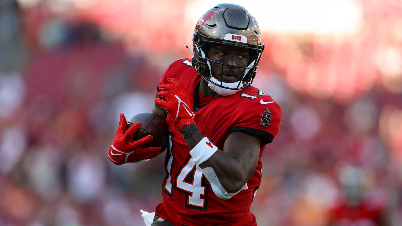 Buccaneers’ Chris Godwin Makes Bold Statement On Eagles Matchup