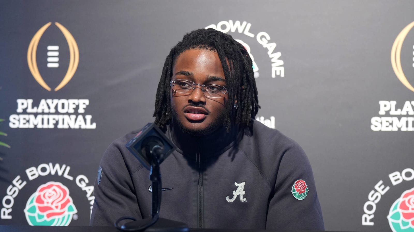 Alabama Crimson Tide Fans React To Star Player Quitting On Team After Rose Bowl Loss