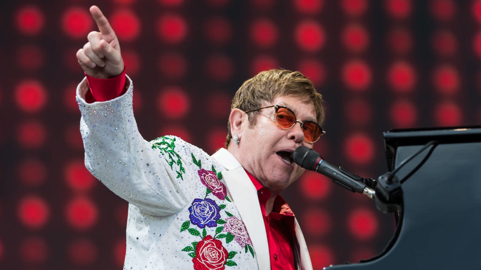 Sir Elton: A Grammy legend 