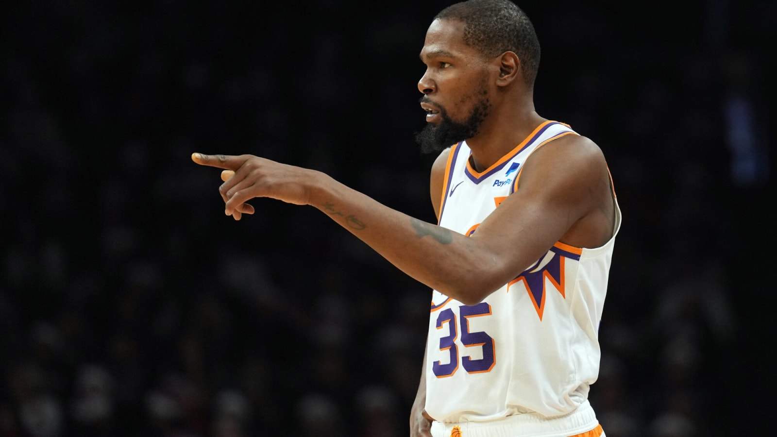 Kevin Durant suggests he is holding the Suns back