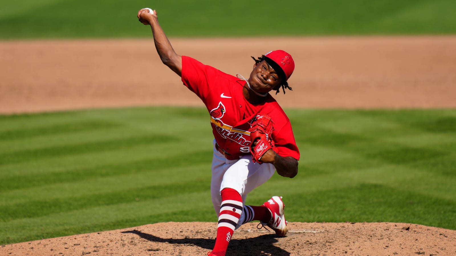 Cardinals Prospect Hence Dominates in First Start