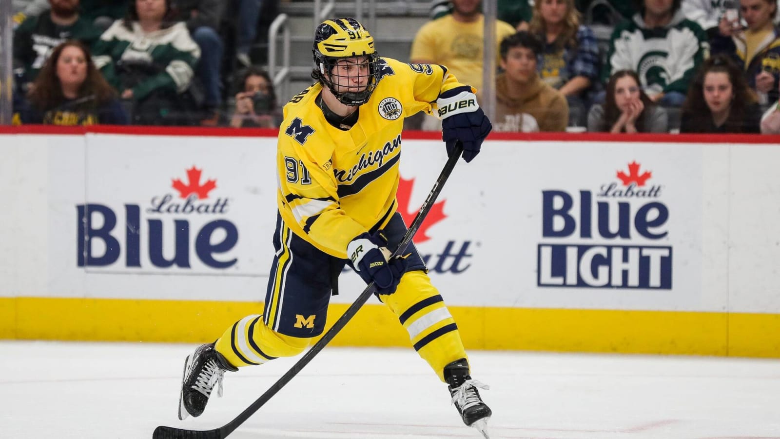 Blackhawks Sign Nazar to Entry-Level Contract