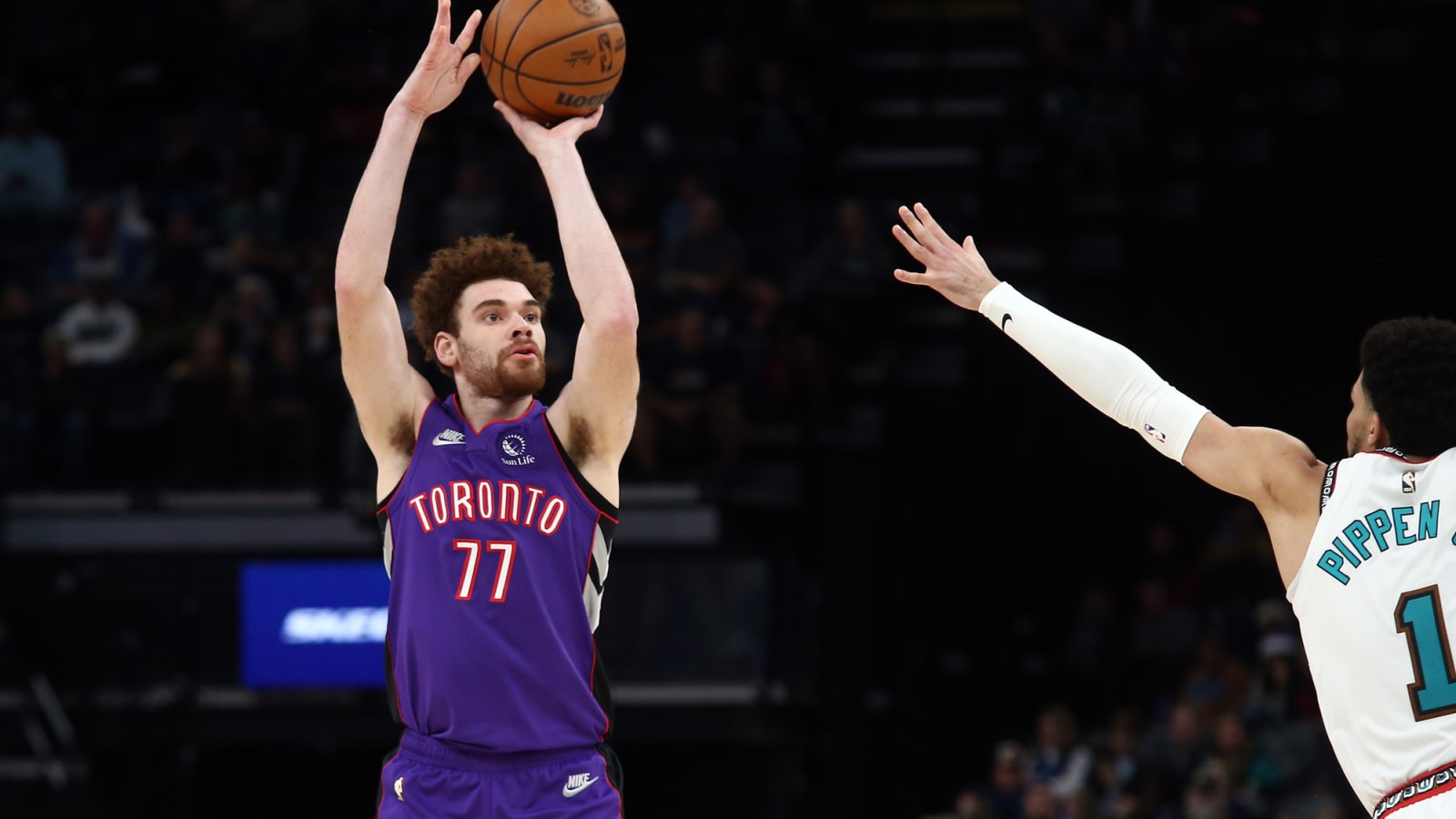  Toronto Signs Jamison Battle To Multi-Year Deal