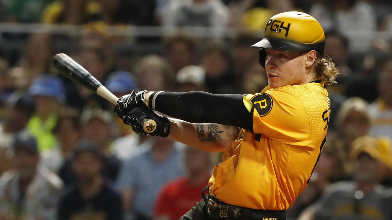 Big Rally Falls Short, Pirates Lose to Brewers 11-8