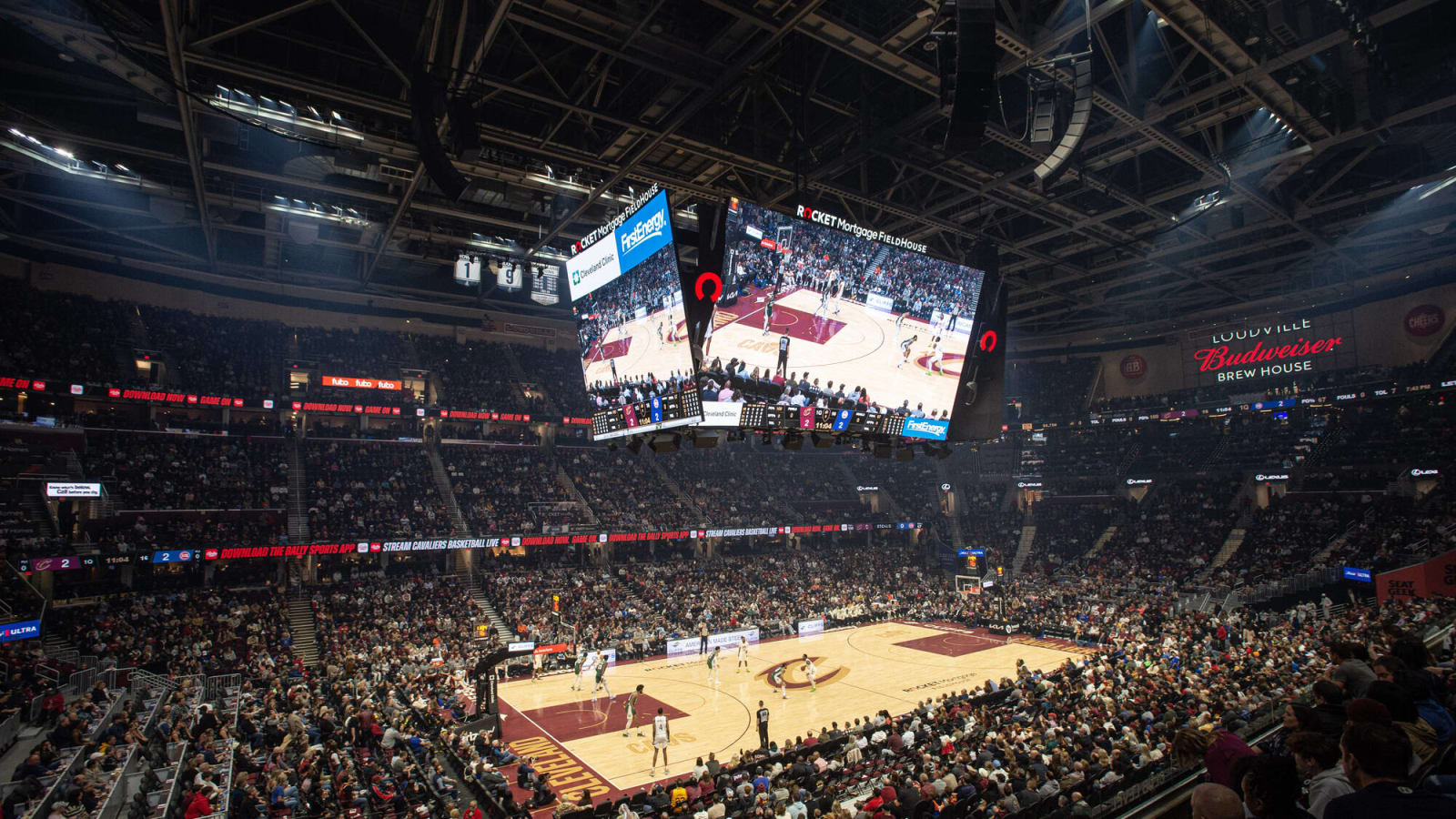 Clippers Reporter Shows How Cavs Court Is Dangerous And In Terrible Condition