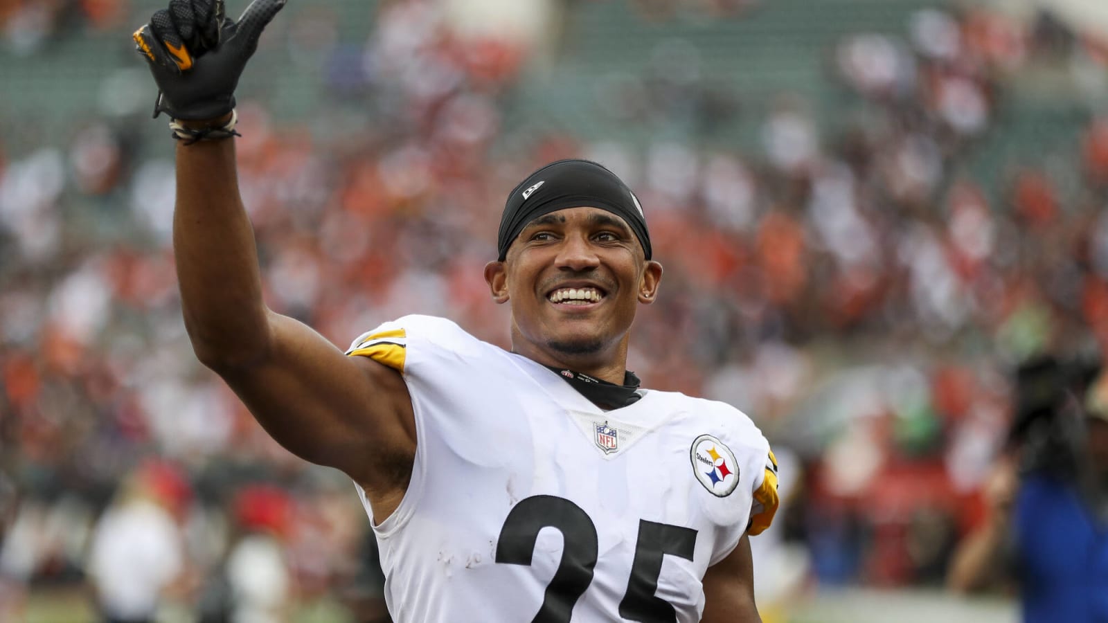 Rams Sign Former Steelers Cornerback