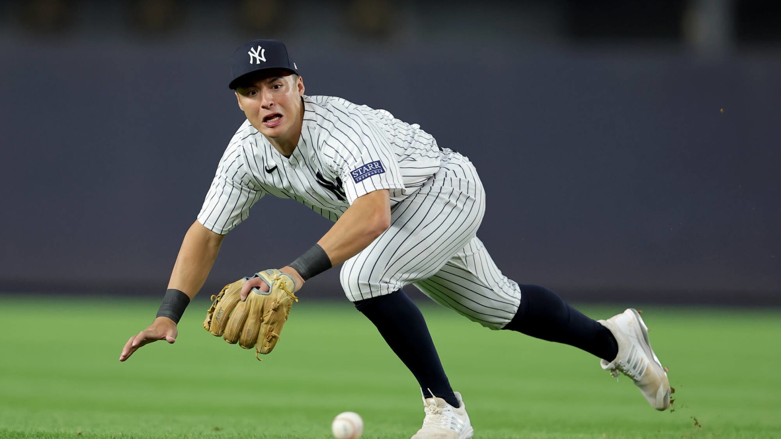 Yankees’ rookie shortstop setting the stage for a bright future