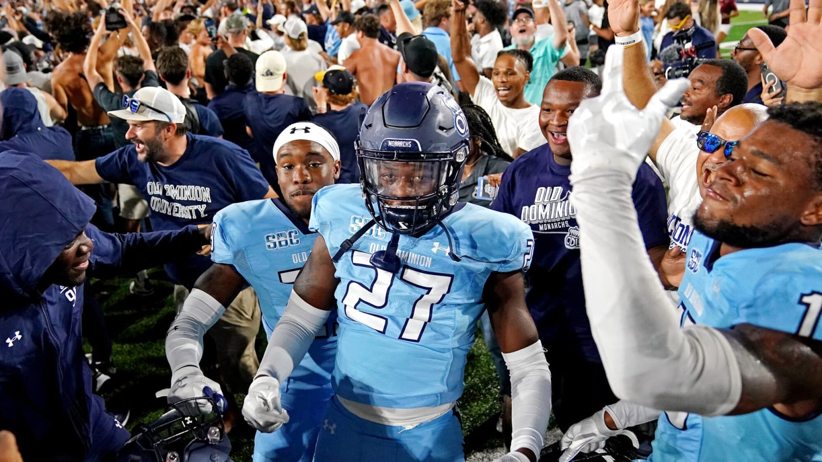 Video Old Dominion fan absolutely trucked by VT player Yardbarker