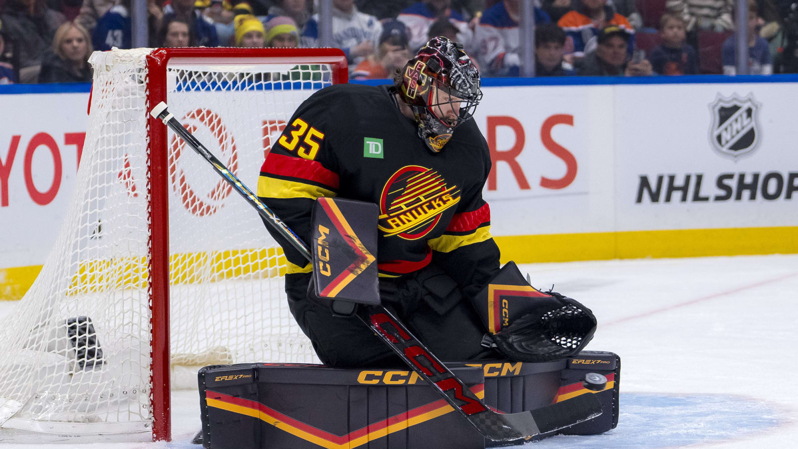 Canucks trade talks to move Thatcher Demko reportedly progressing, holding team meetings