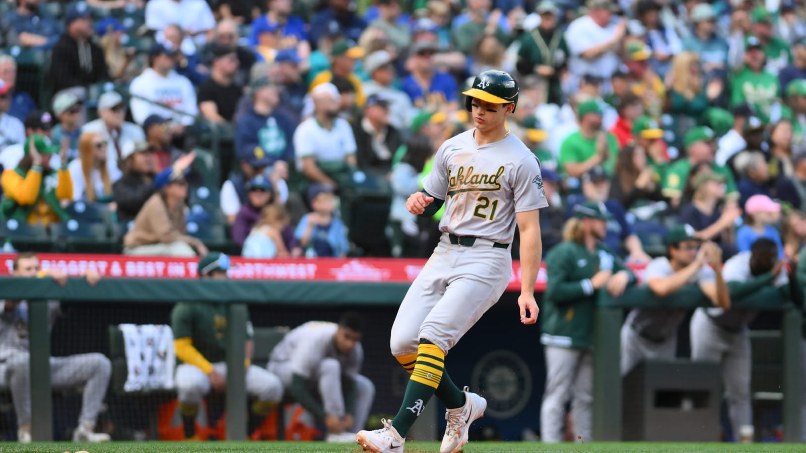 Athletics continuing to give Tyler Soderstrom reps at catcher