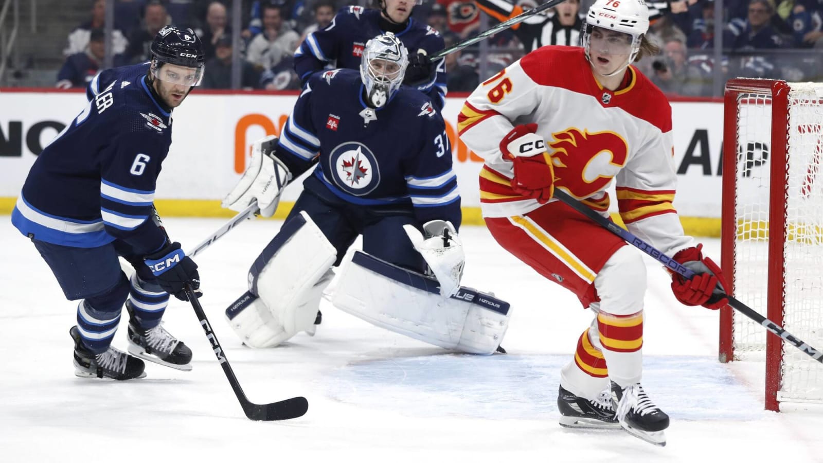 Calgary Flames’ Martin Pospisil ejected from game vs. Jets for elbowing