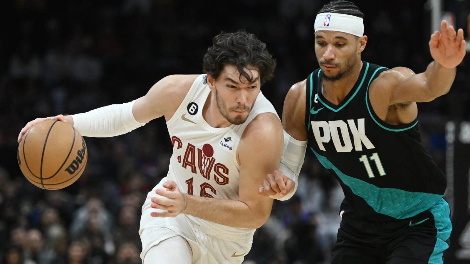 Cedi Osman Bleeds Yellow Blood After Getting Hit To His Face