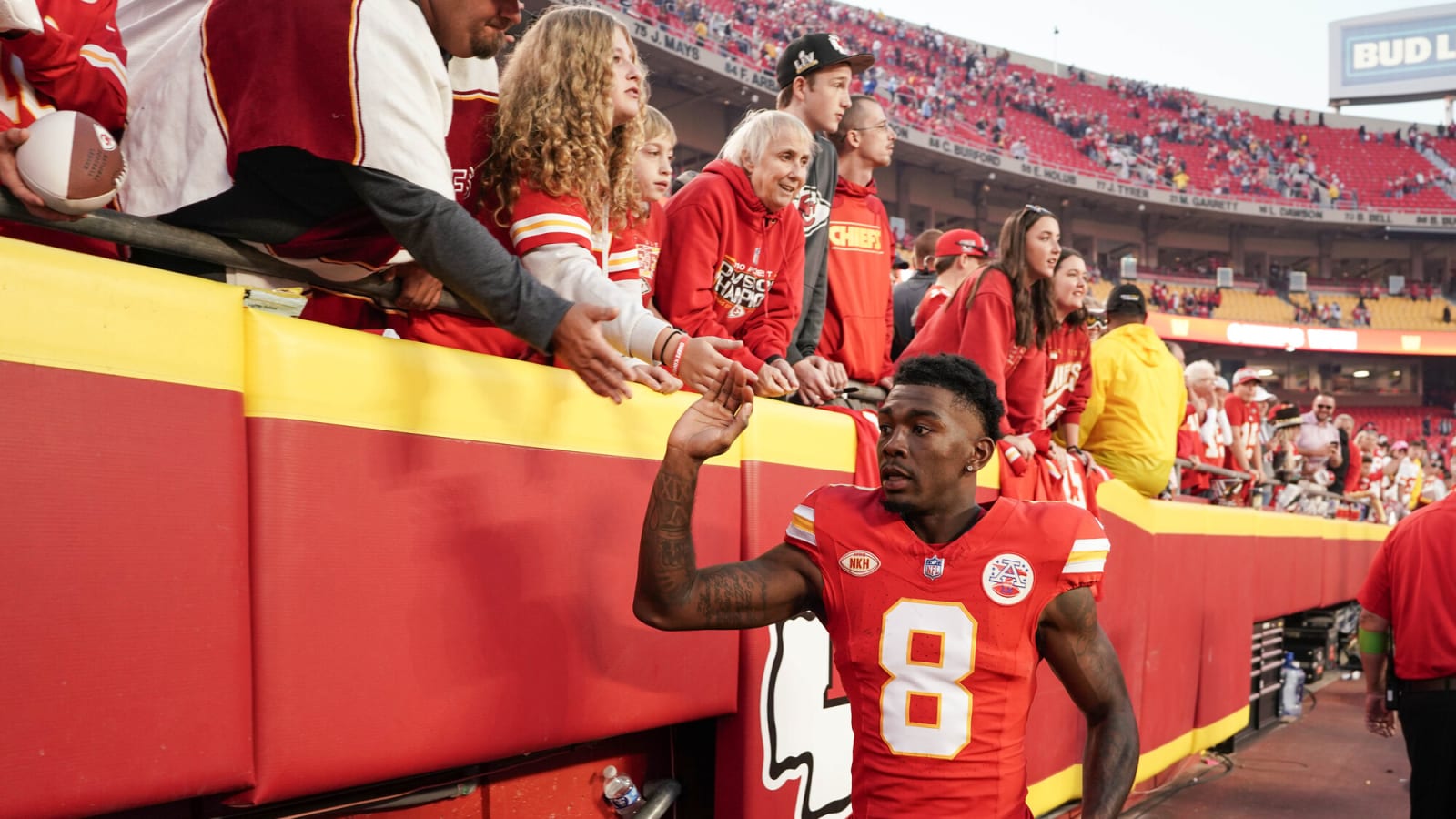 Chiefs Cut 26 Players, Get Down To 53 Yardbarker