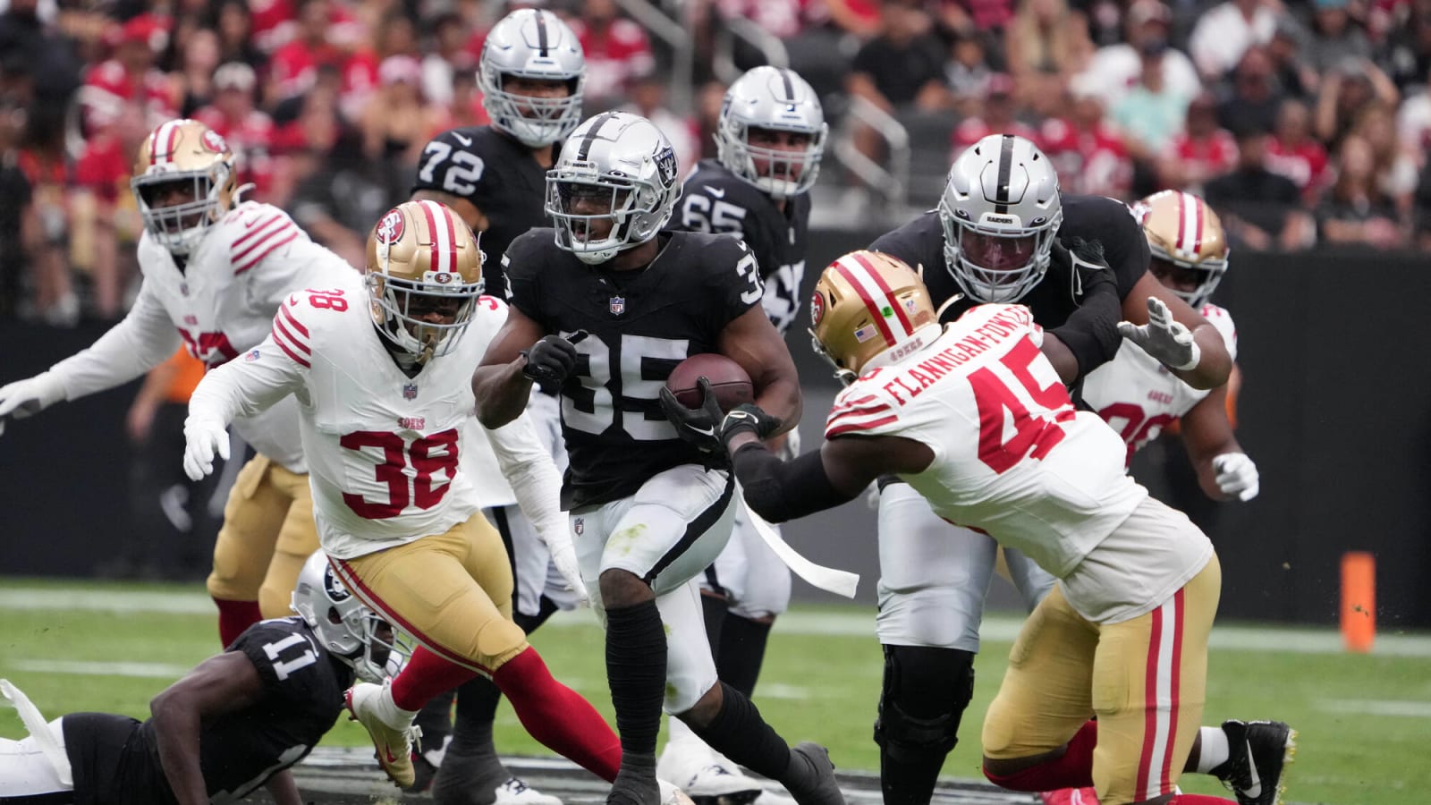 Raiders RB Zamir White Stock Watch (Preseason Week 1): A Physical