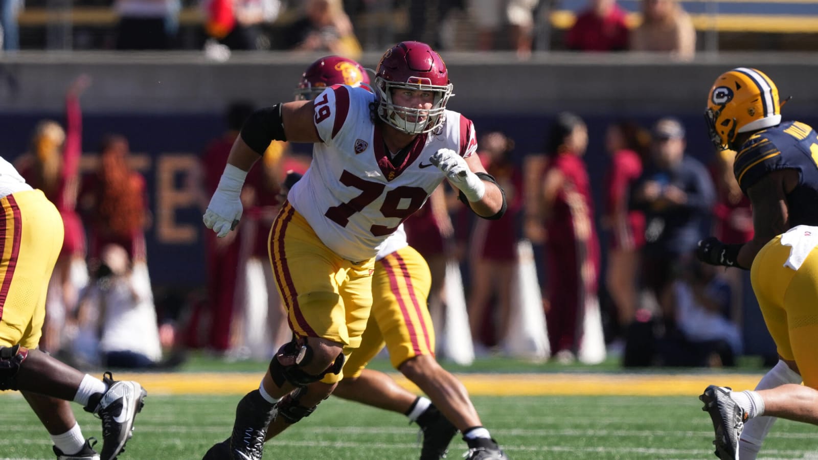 USC Trojans Starting Tackle Set To Return For 2024