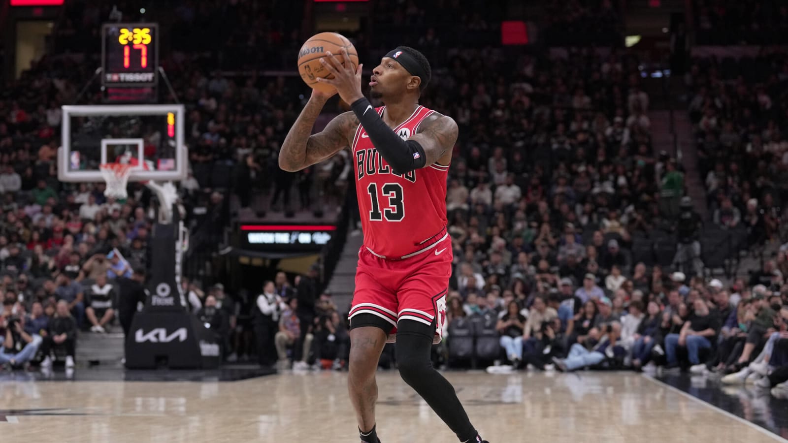 Bulls Injury Updates: Torrey Craig, Zach LaVine, Dalen Terry, Coby White