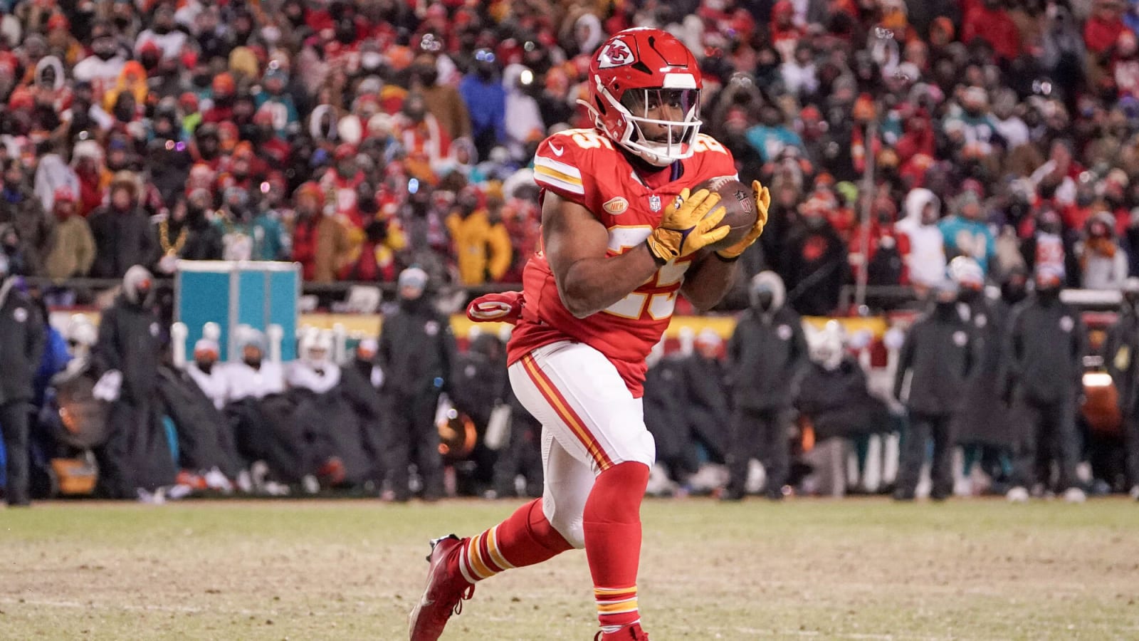 Chiefs, RB Clyde Edwards-Helaire Agree to One-Year Deal