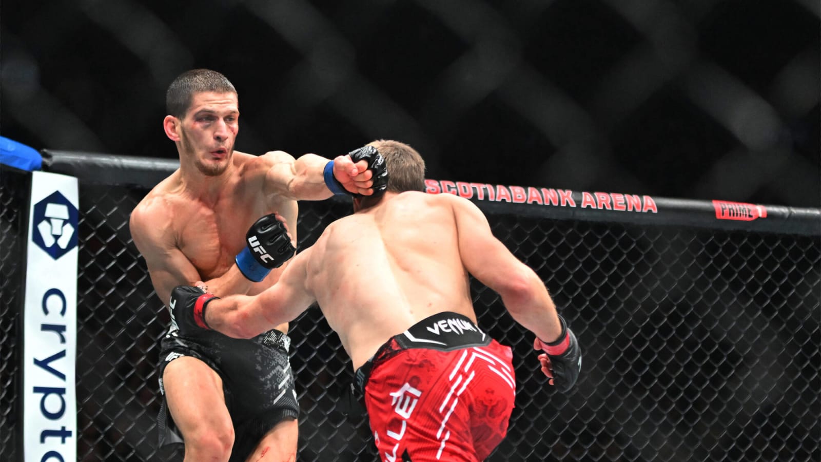 Movsar Evloev BLASTS Brian Ortega