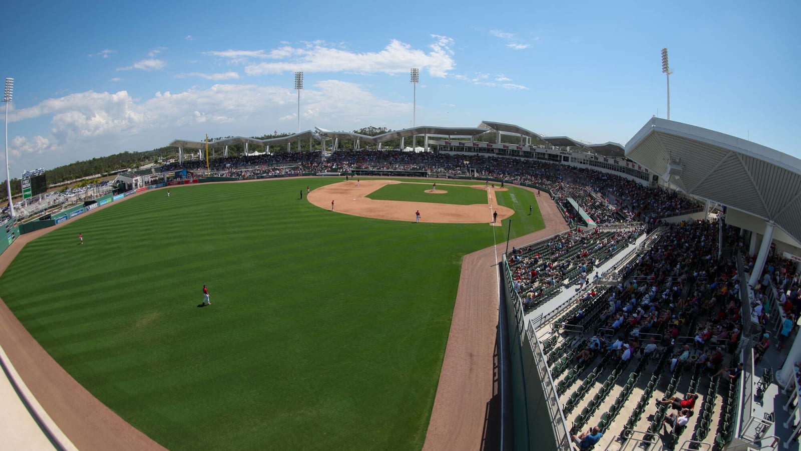 MLB Notebook Pitchers and catchers begin to report, Red Sox get a