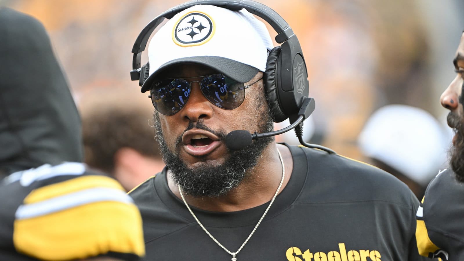 Tomlin Bluntly Explains Beanie Bishop’s Absence