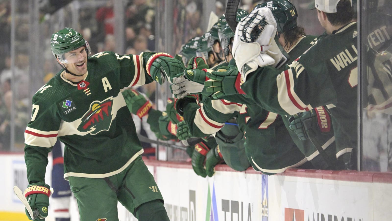 Marcus Foligno Bests Nick in Wild’s Win Over Blackhawks