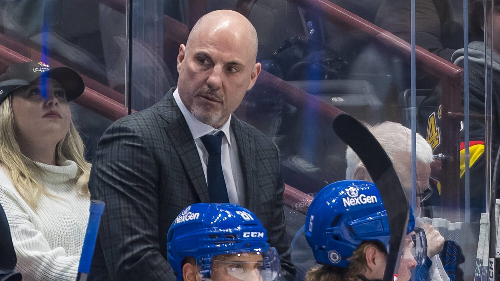 Rick Tocchet says Höglander may sit, hints at lineup changes ahead of crucial Game 3 against Oilers