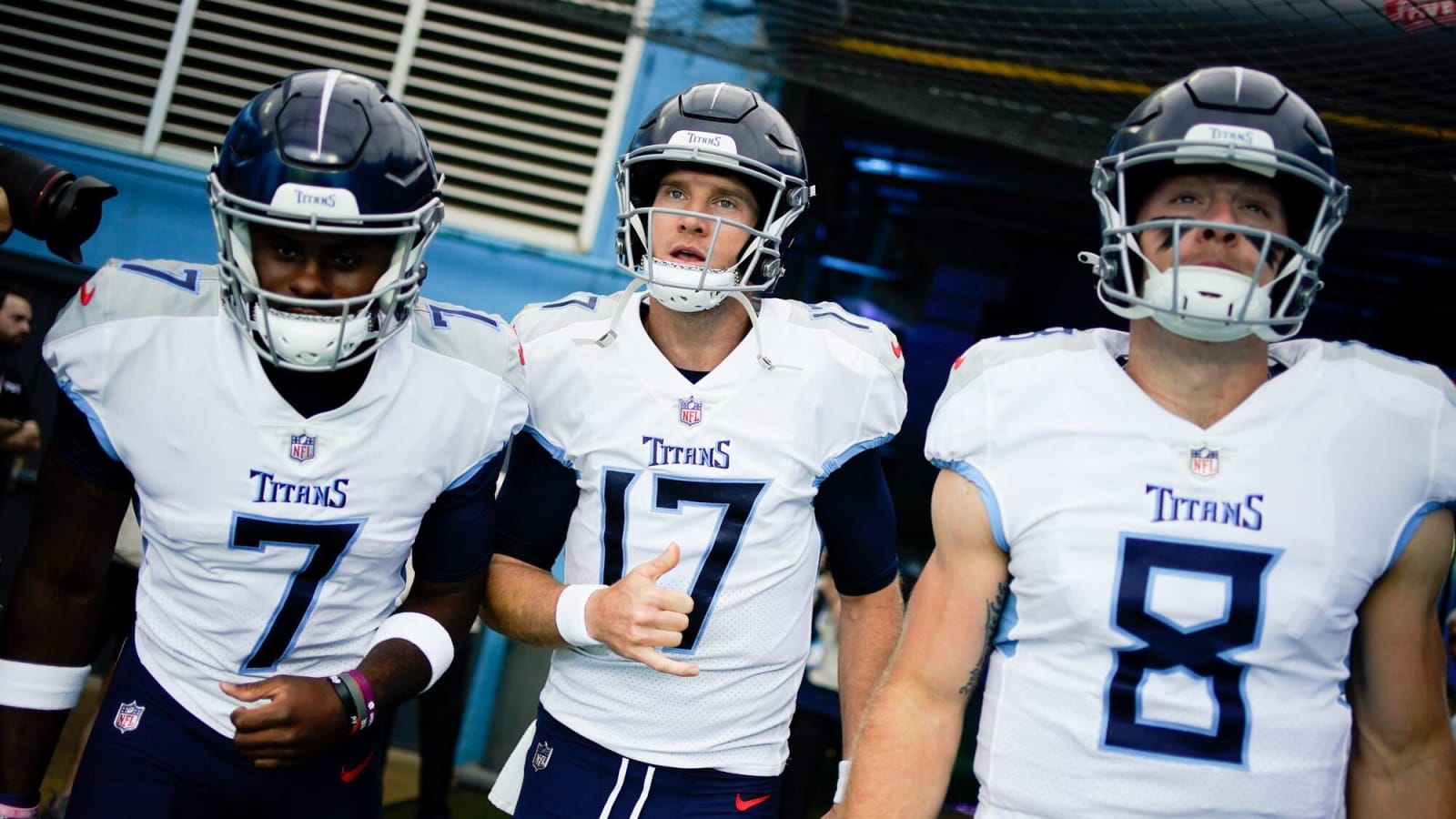 The Titans' quarterback situation is a mess