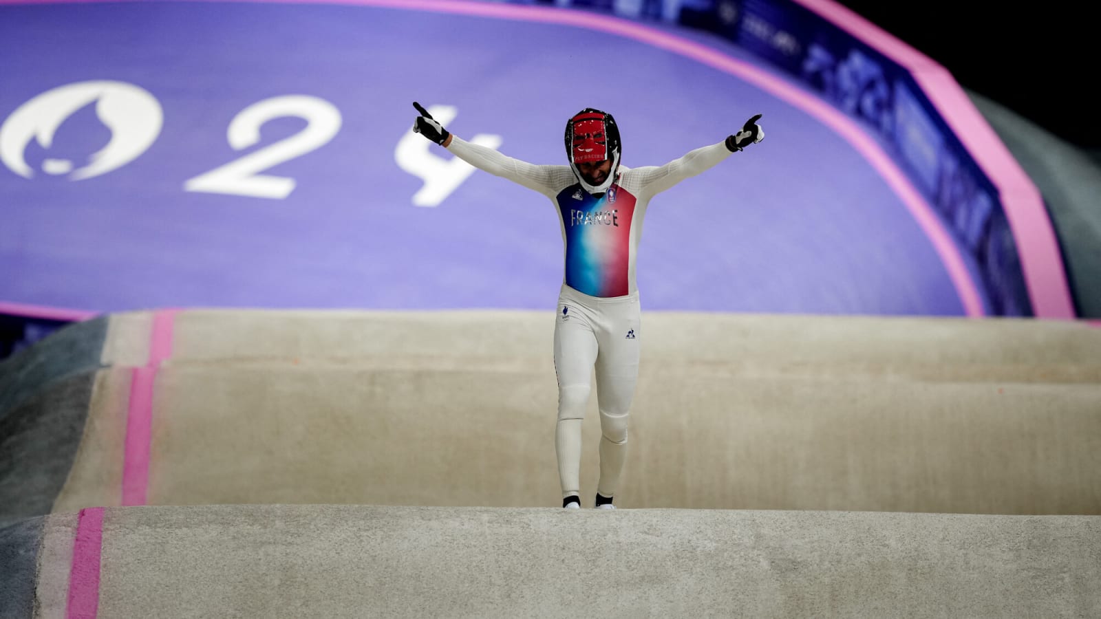 Joris Daudet leads French sweep of BMX podium