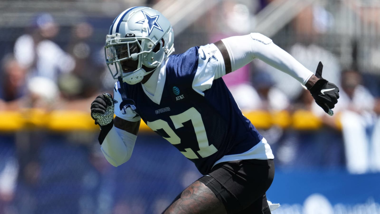 Cowboys reward another safety by guaranteeing the remainder of Jayron Kearse’s contract