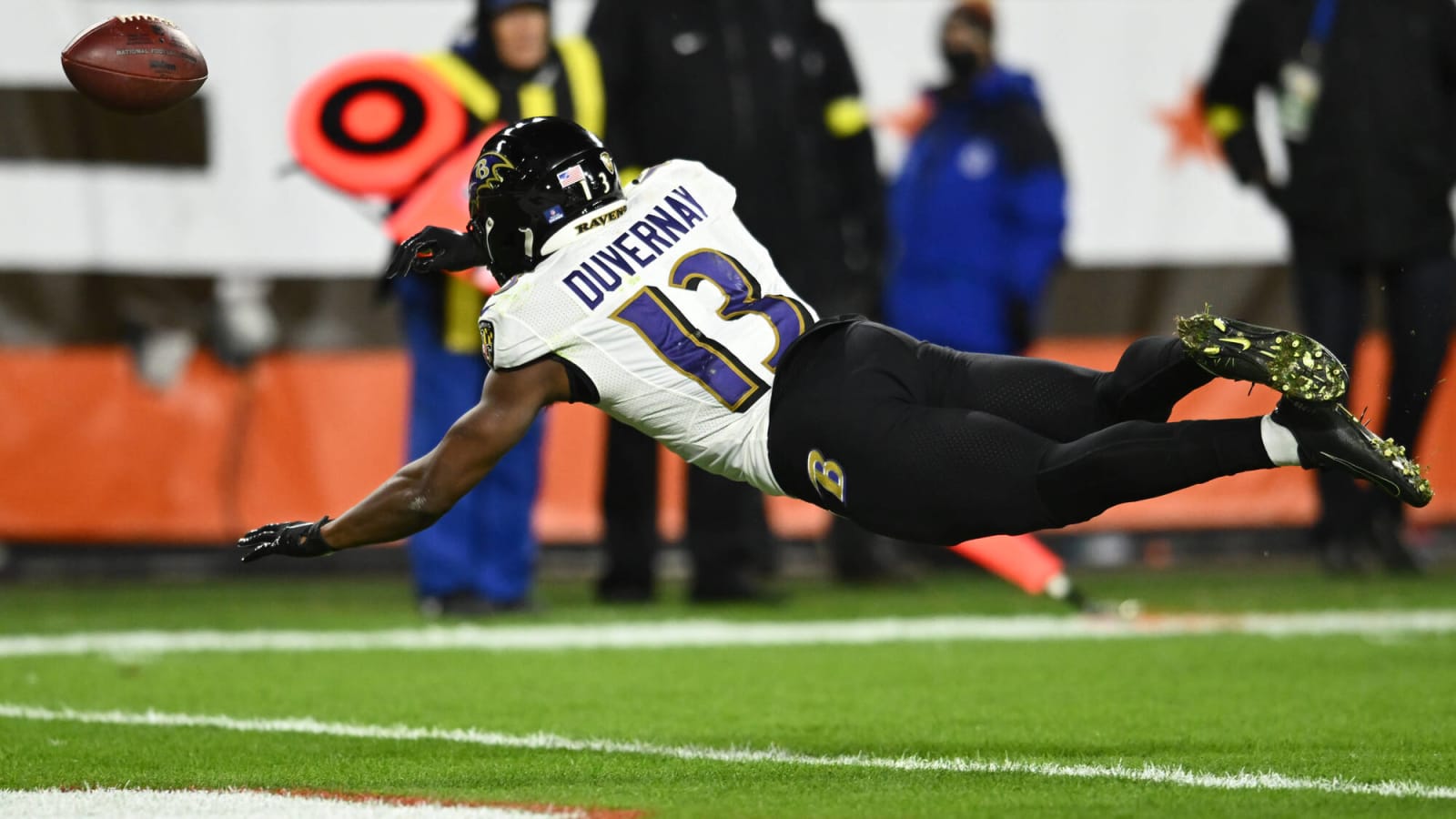 Ravens using 'Band-Aid solution' for deeper receiver problem