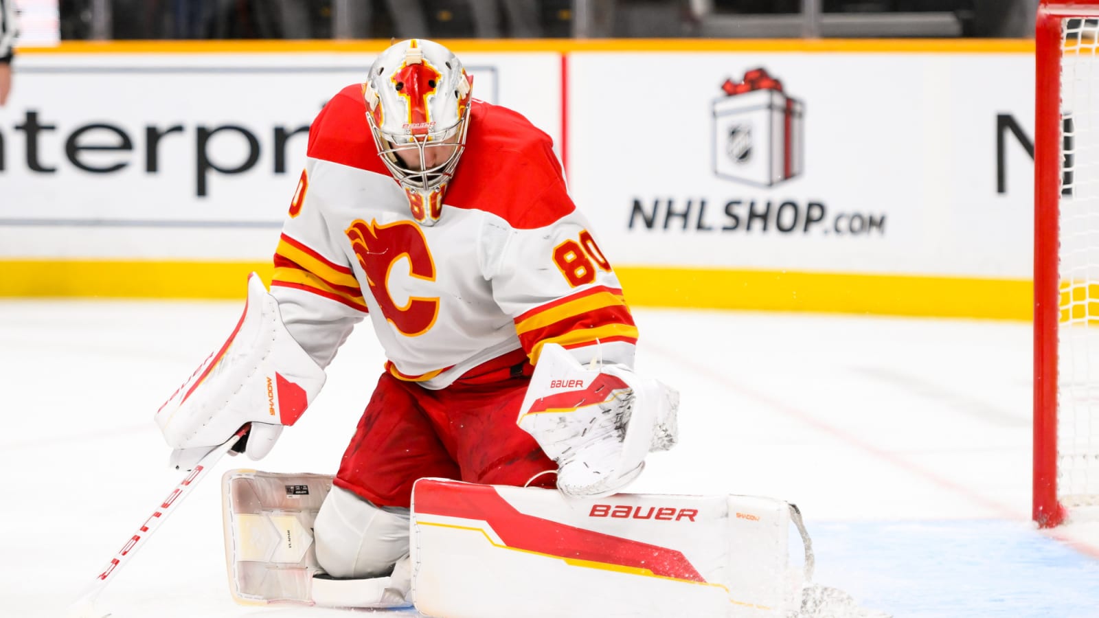 Trade buzz growing: Teams want several Calgary Flames players