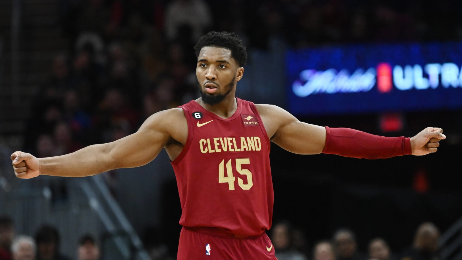 Cavs’ Donovan Mitchell Declines 3Point Shootout Invitation Yardbarker