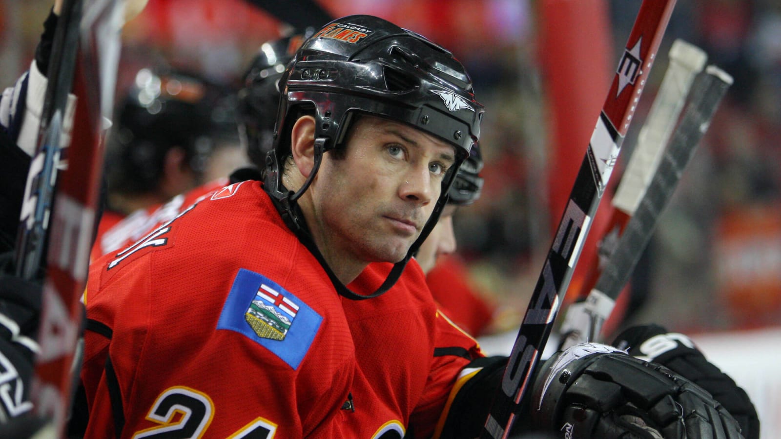 Craig Conroy should be the frontrunner for the Calgary Flames general manager opening