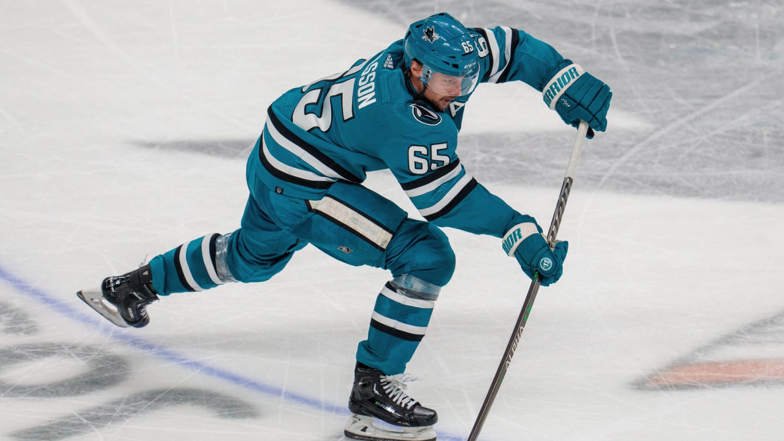 Karlsson Scores 100th Point, Robins Debuts in Sharks’ 6-2 Loss