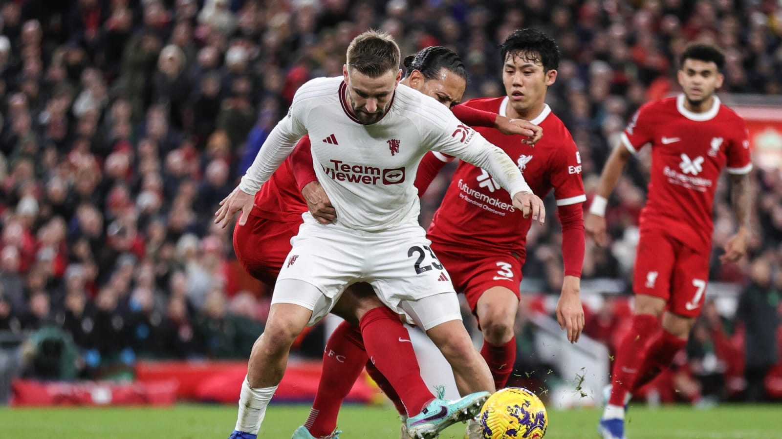 Evans 9, Shaw 9: player ratings from Liverpool 0-0 Manchester United